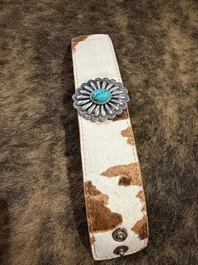 Cowhide Leather Belt with Turquoise Concho